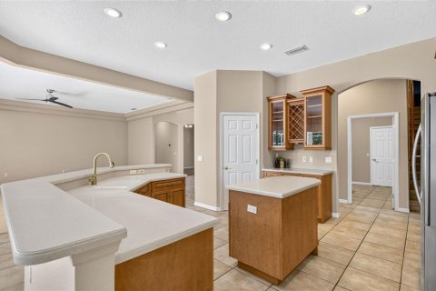 Villa ou maison à vendre à Valrico, Floride: 5 chambres, 301.93 m2 № 2414089 - photo 16