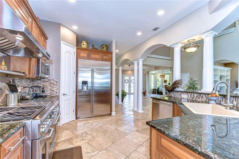 House in Apollo Beach, Florida 4 bedrooms, 549.24 sq.m. № 1650889 - photo 23