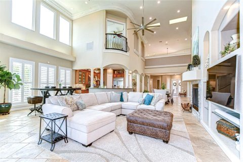 House in Apollo Beach, Florida 4 bedrooms, 549.24 sq.m. № 1650889 - photo 20
