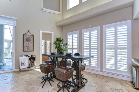 House in Apollo Beach, Florida 4 bedrooms, 549.24 sq.m. № 1650889 - photo 25