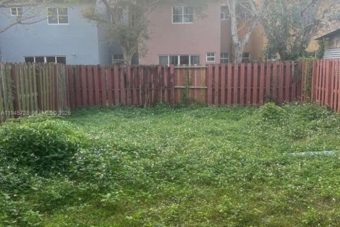 Touwnhouse à louer à Florida City, Floride: 3 chambres, 148.64 m2 № 2001869 - photo 16