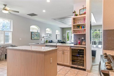 House in Spring Hill, Florida 2 bedrooms, 164.44 sq.m. № 1847143 - photo 11