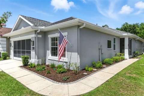 House in Spring Hill, Florida 2 bedrooms, 164.44 sq.m. № 1847143 - photo 4