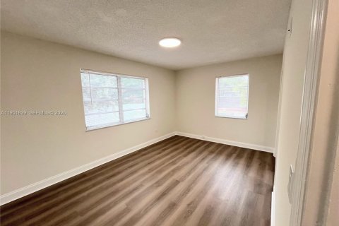 Снять в аренду виллу или дом в Майами-Бич, Флорида 3 спальни, 215.07м2, № 2006422 - фото 6