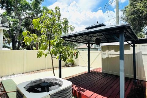 House in Tampa, Florida 3 bedrooms, 130.43 sq.m. № 1870438 - photo 22