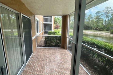 Купить кондоминиум в Нейплс, Флорида 3 спальни, 110.46м2, № 1888995 - фото 27