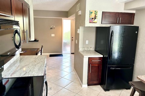 Condo in Boynton Beach, Florida, 2 bedrooms  № 2182719 - photo 22