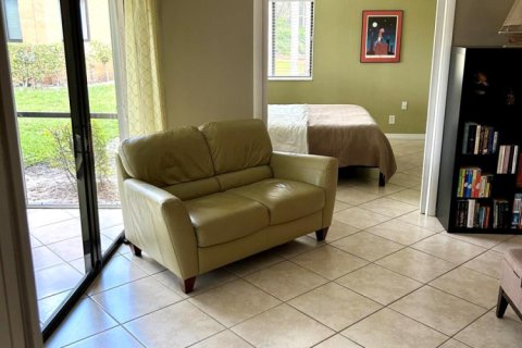 Condo in Boynton Beach, Florida, 2 bedrooms  № 2182719 - photo 10