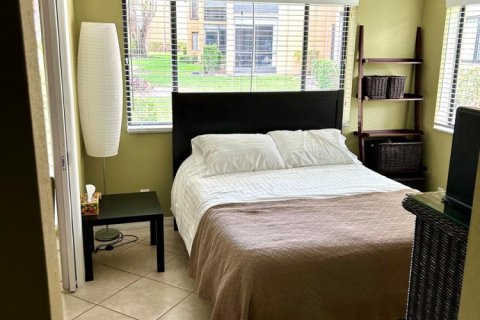 Condo in Boynton Beach, Florida, 2 bedrooms  № 2182719 - photo 20