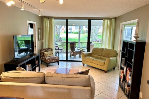 Condo in Boynton Beach, Florida, 2 bedrooms  № 2182719 - photo 6