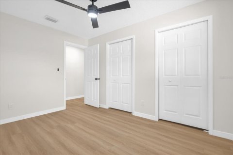 House in Grand Island, Florida 4 bedrooms, 176.42 sq.m. № 1874057 - photo 21