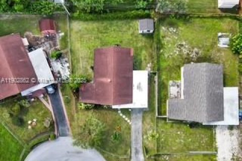 Купить виллу или дом в Форт-Лодердейл, Флорида 3 спальни, 94.76м2, № 1954084 - фото 28