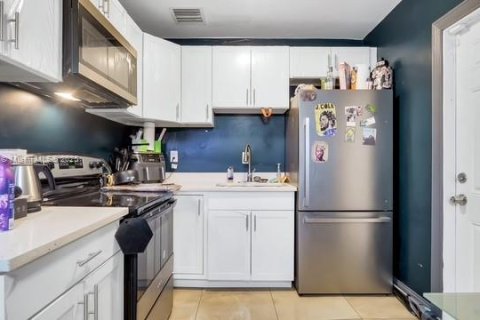 Купить виллу или дом в Форт-Лодердейл, Флорида 3 спальни, 94.76м2, № 1954084 - фото 8