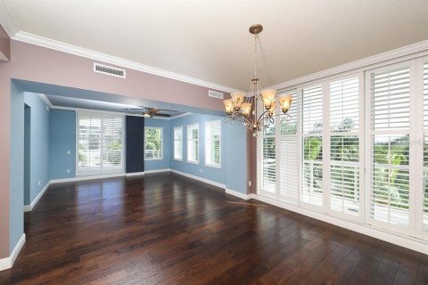Condominio en alquiler en Sarasota, Florida, 1 dormitorio, 192.96 m2 № 930744 - foto 5