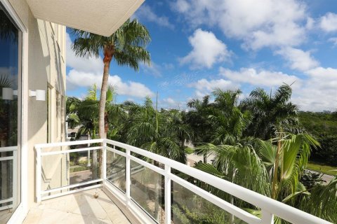 Condominio en alquiler en Sarasota, Florida, 1 dormitorio, 192.96 m2 № 930744 - foto 15