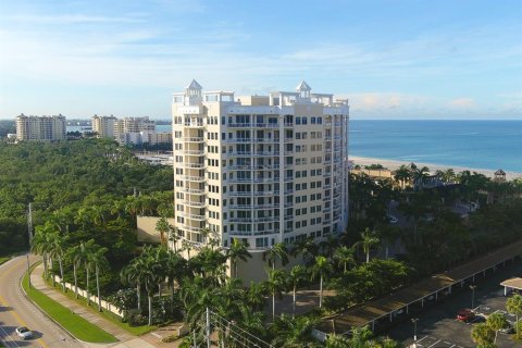 Снять в аренду кондоминиум в Сарасота, Флорида 4 комнаты, 192.96м2, № 930744 - фото 1