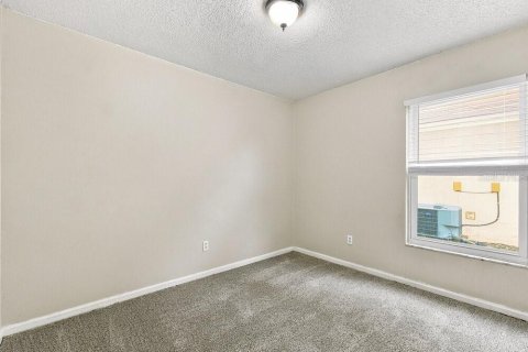 Villa ou maison à louer à Sanford, Floride: 3 chambres, 115.94 m2 № 2383534 - photo 12