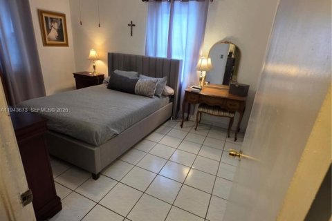 Casa en venta en Miami, Florida, 2 dormitorios, 111.95 m2 № 2000734 - foto 23