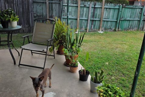 Casa en venta en Miami, Florida, 2 dormitorios, 111.95 m2 № 2000734 - foto 8