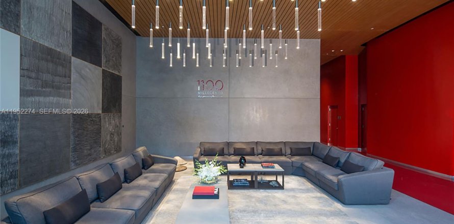 Estudio en el Condominio en Miami, Florida  № 2027669