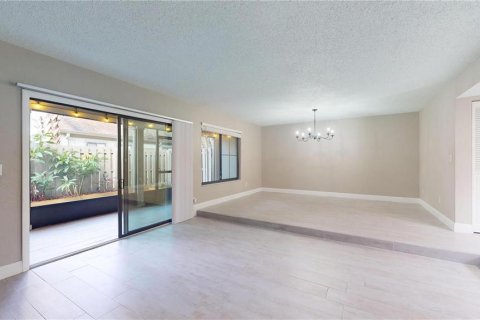 Adosado en alquiler en Ormond Beach, Florida, 3 dormitorios, 151.43 m2 № 1914902 - foto 3