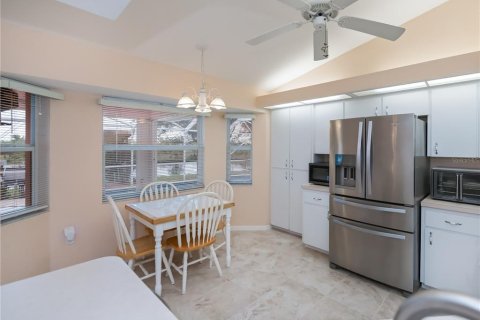 House in Port Charlotte, Florida 3 bedrooms, 130.16 sq.m. № 1835120 - photo 19