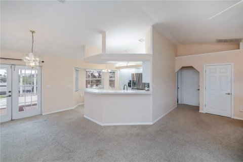 House in Port Charlotte, Florida 3 bedrooms, 130.16 sq.m. № 1835120 - photo 18