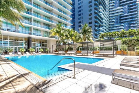 Condo in Miami, Florida, 1 bedroom  № 1875163 - photo 24