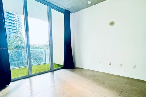 Condo in Miami, Florida, 1 bedroom  № 1875163 - photo 10