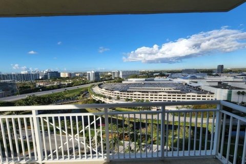 Condo in Aventura, Florida, 2 bedrooms  № 1890328 - photo 9