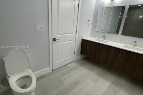 Copropriété à louer à Hollywood, Floride: 1 chambre, 90.67 m2 № 2007470 - photo 23