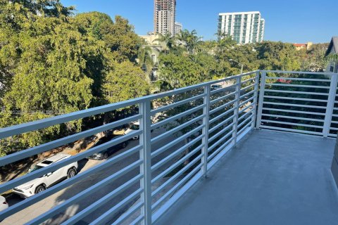 Copropriété à louer à Hollywood, Floride: 1 chambre, 90.67 m2 № 2007470 - photo 14