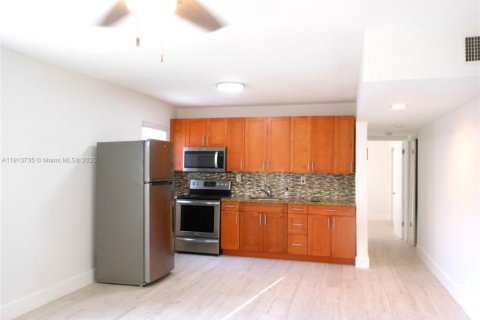 Appartement à louer à Miami, Floride: 2 chambres, 78.97 m2 № 1968470 - photo 3