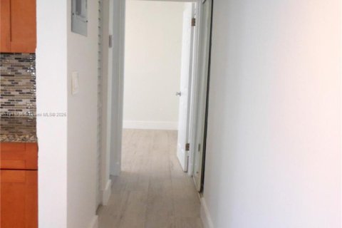 Appartement à louer à Miami, Floride: 2 chambres, 78.97 m2 № 1968470 - photo 4