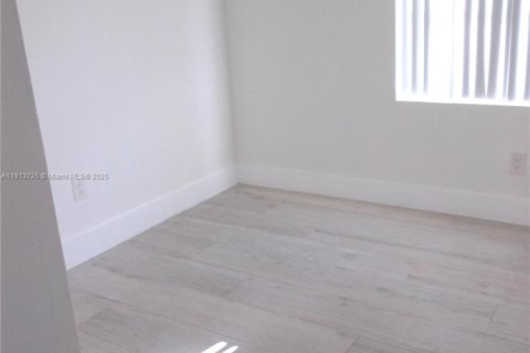 Appartement à louer à Miami, Floride: 2 chambres, 78.97 m2 № 1968470 - photo 8