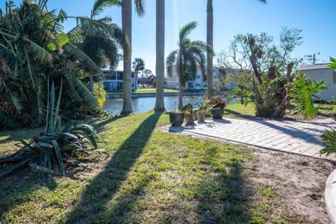 Casa en alquiler en Port Charlotte, Florida, 2 dormitorios, 94.3 m2 № 2109005 - foto 17