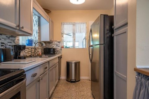Casa en alquiler en Port Charlotte, Florida, 2 dormitorios, 94.3 m2 № 2109005 - foto 7
