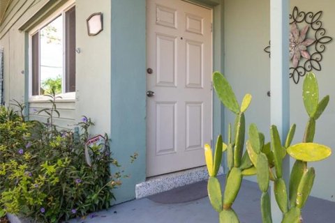 Casa en alquiler en Port Charlotte, Florida, 2 dormitorios, 94.3 m2 № 2109005 - foto 2