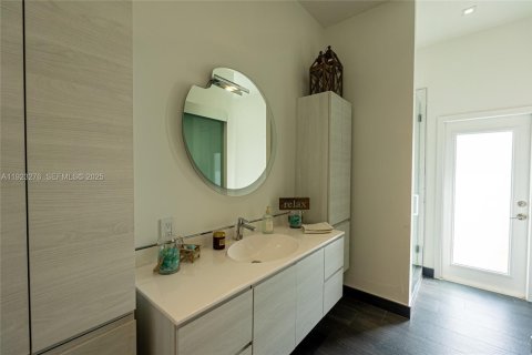 Villa ou maison à louer à Doral, Floride: 5 chambres, 203.64 m2 № 1976631 - photo 21