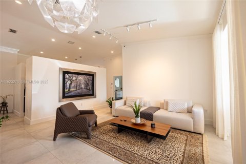 Villa ou maison à louer à Doral, Floride: 5 chambres, 203.64 m2 № 1976631 - photo 4