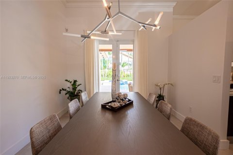 Villa ou maison à louer à Doral, Floride: 5 chambres, 203.64 m2 № 1976631 - photo 7