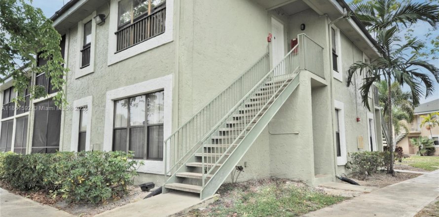 Condo in Sunrise, Florida, 2 bedrooms  № 1892257