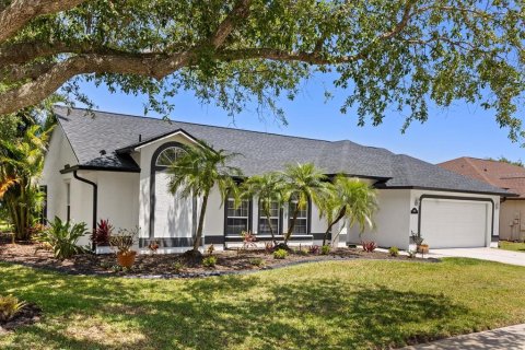 Villa ou maison à vendre à Melbourne, Floride: 3 chambres, 170.48 m2 № 1651664 - photo 2