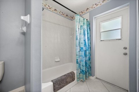 Villa ou maison à vendre à Melbourne, Floride: 3 chambres, 170.48 m2 № 1651664 - photo 17