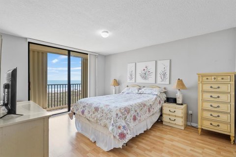 Condominio en venta en Cocoa Beach, Florida, 2 dormitorios, 116.69 m2 № 2138983 - foto 15