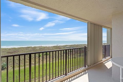Condominio en venta en Cocoa Beach, Florida, 2 dormitorios, 116.69 m2 № 2138983 - foto 2