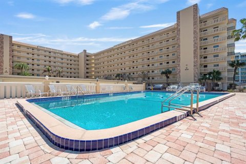 Condominio en venta en Cocoa Beach, Florida, 2 dormitorios, 116.69 m2 № 2138983 - foto 25