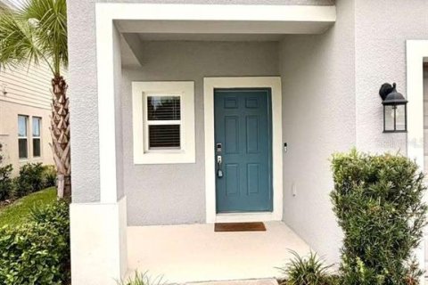 Touwnhouse à louer à Wesley Chapel, Floride: 3 chambres, 144.46 m2 № 2405717 - photo 2