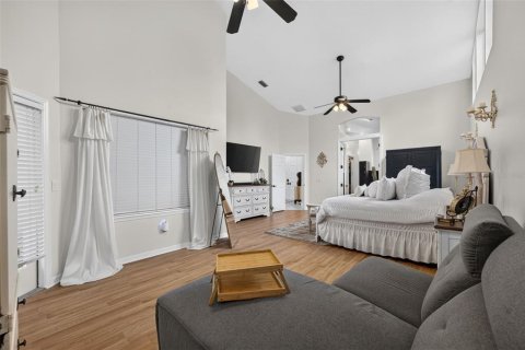 House in Lake Mary, Florida 4 bedrooms, 258.27 sq.m. № 2399164 - photo 21