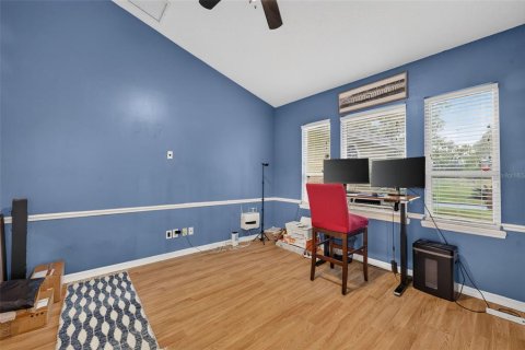 House in Lake Mary, Florida 4 bedrooms, 258.27 sq.m. № 2399164 - photo 8